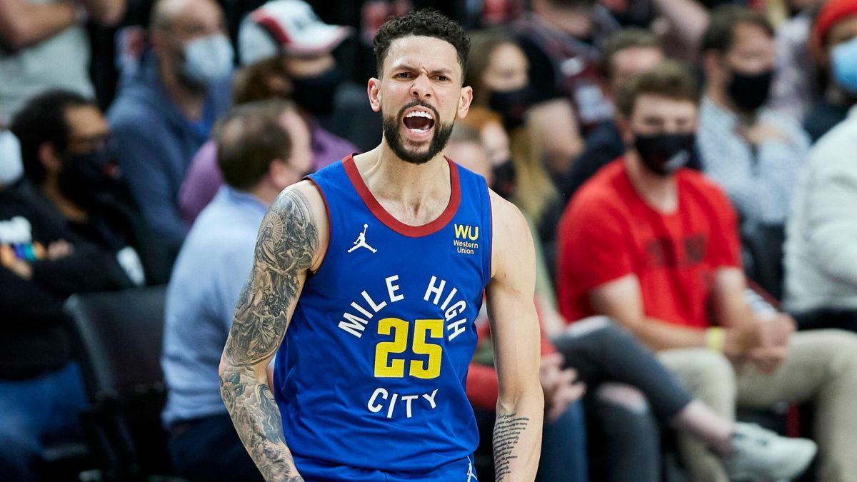 Austin Rivers Fires Back at Warriors Announcers For Disrespectful
