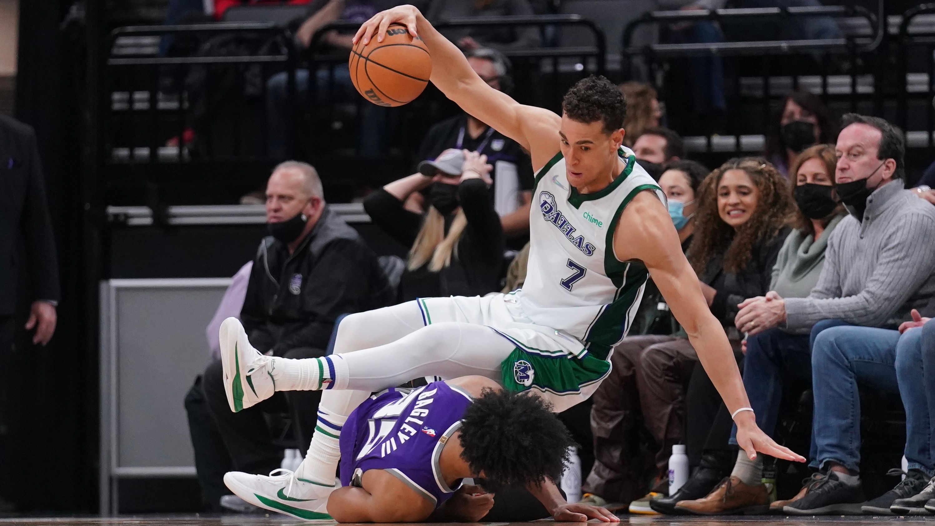 Blame for Dallas Mavericks Loss to Kings: Dwight Powell or Jason Kidd? - Sports Illustrated Dallas Mavericks News, Analysis and More - Vimarsana News