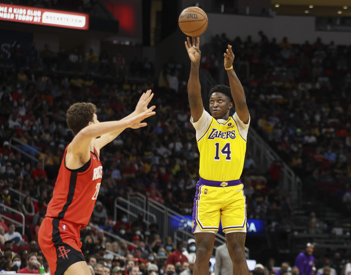 stanley johnson usa today lakers 12-28-21