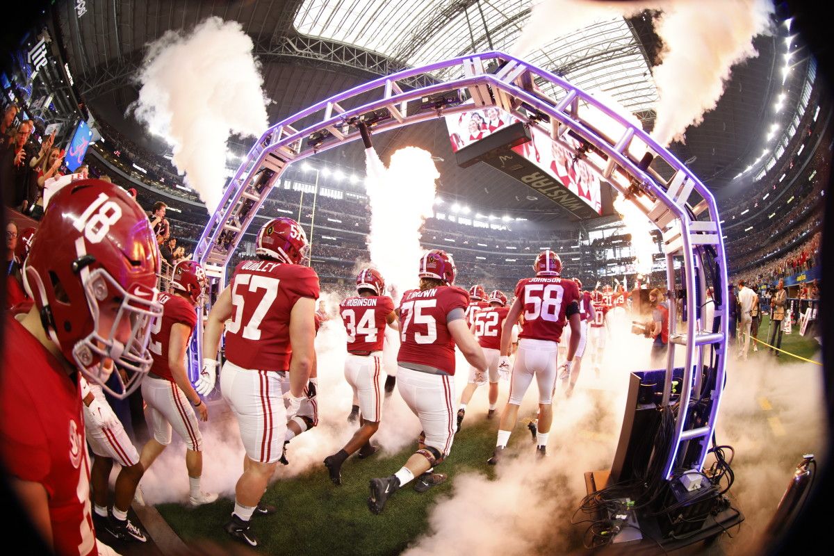 Kickoff Times, TV Networks Announced for Alabama Football's 2022 Non