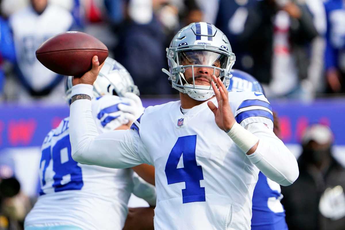 Dallas Cowboys' QB Dak Prescott Projected to Finish in NFL's Top 10 for Total Passing Yards thumbnail