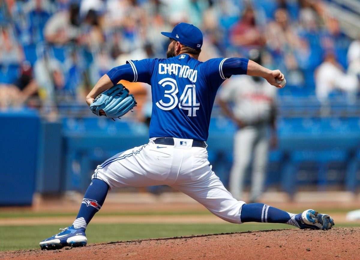 Report: Tyler Chatwood to Sign with NPB's SoftBank Hawks - Vimarsana News