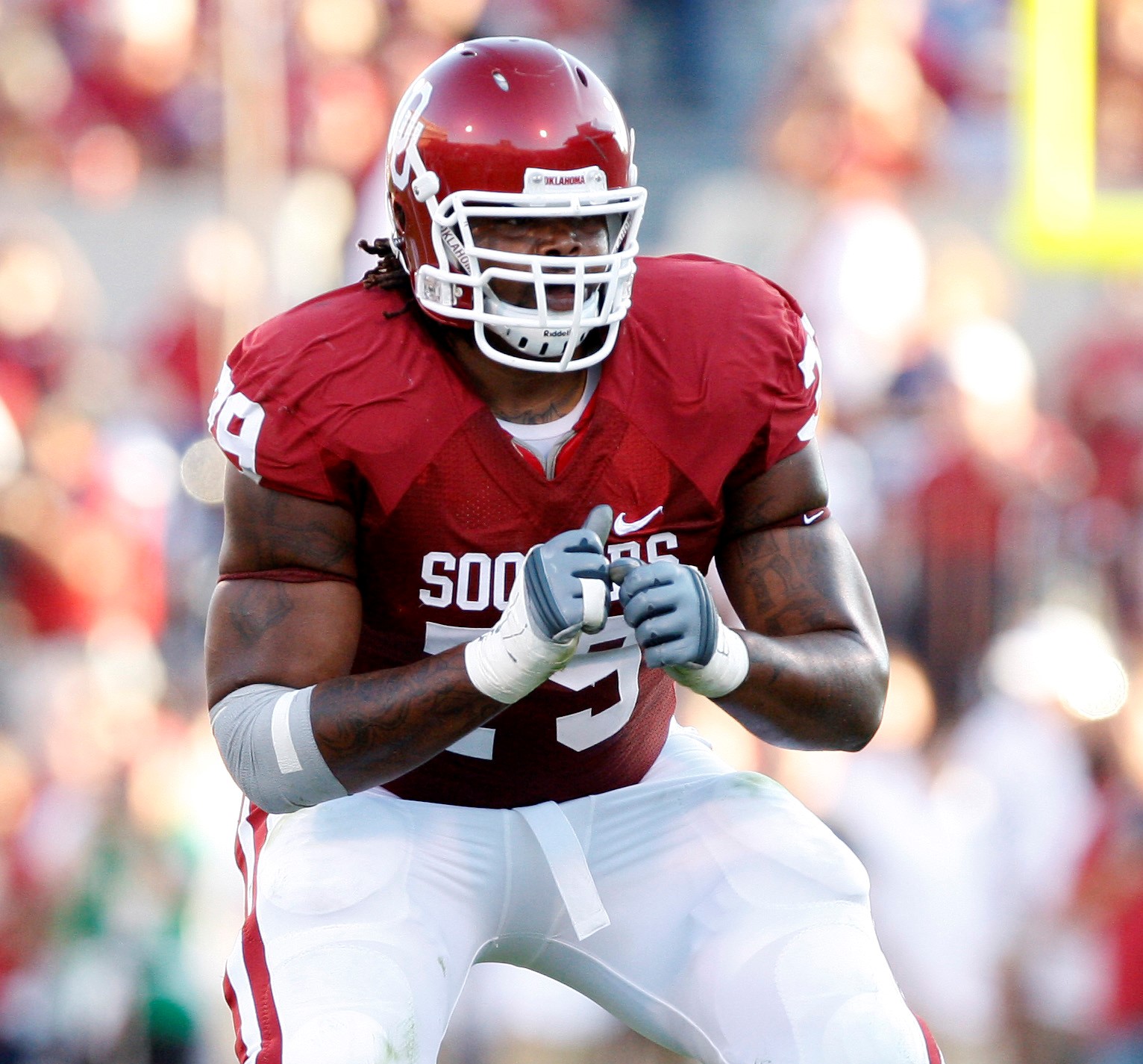 Report Oklahoma to Hire Former OL Phil Loadholt to Support Staff
