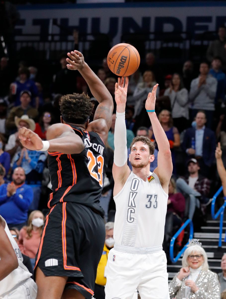 Mike Muscala, OKC Thunder, New York Knicks