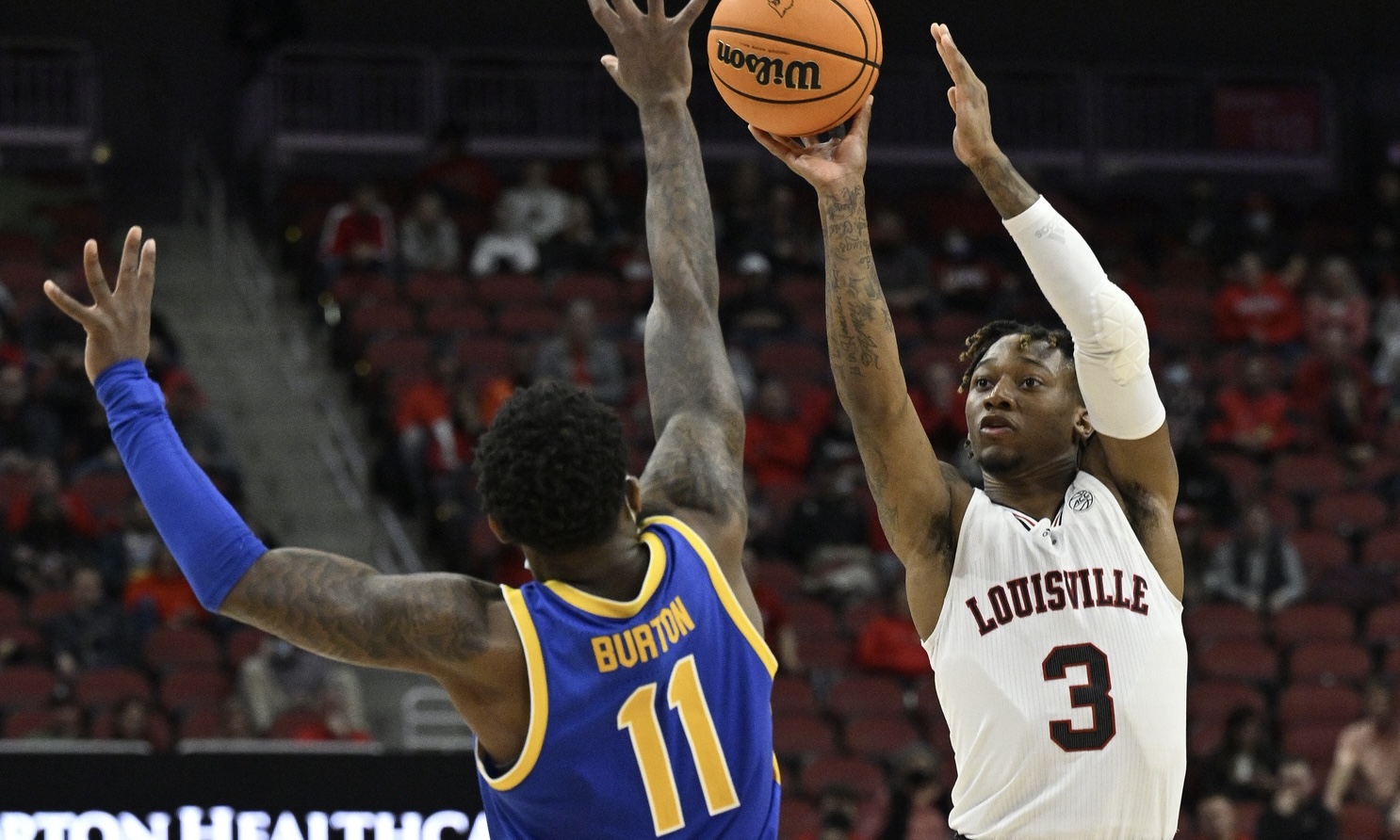 El Ellis' Clutch Second Half Sparks Louisville Victory Over Pitt