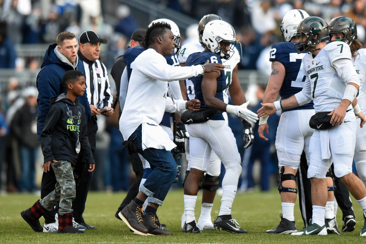 Former Penn State linebacker LaVar Arrington served as an honorary captain for the 2016 game against Michigan State. Arrington will be inducted into the College Football Hall of Fame in 2022. (Rich Barnes/USA Today Sports)