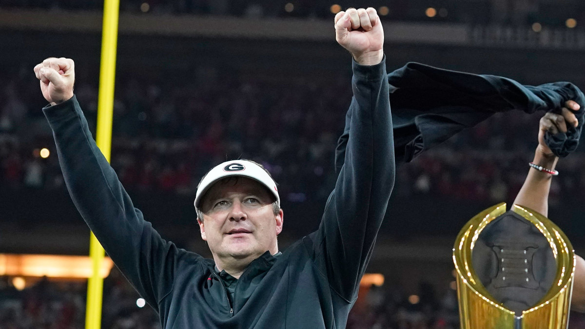 Kirby Smart celebrates the national title