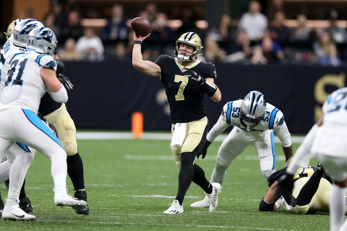 New Orleans Saints quarterback Taysom Hill (7) makes a throw against the Carolina Panthers. Mandatory Credit: Chuck Cook-USA TODAY Sports