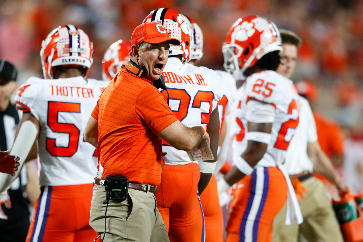 Dabo Swinney coaches his defense during the Cheez-It Bowl against Iowa State.