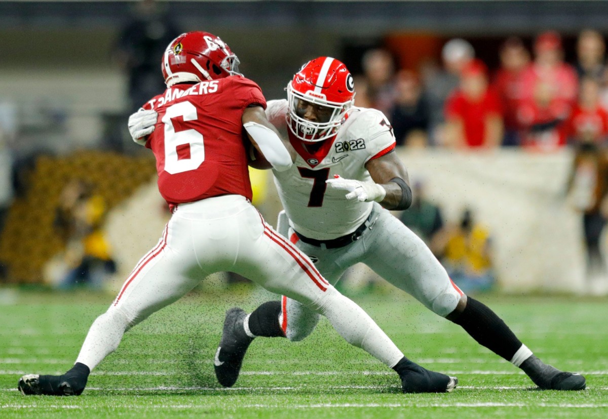 George linebacker Quay Walker makes tackle in National Championship Game