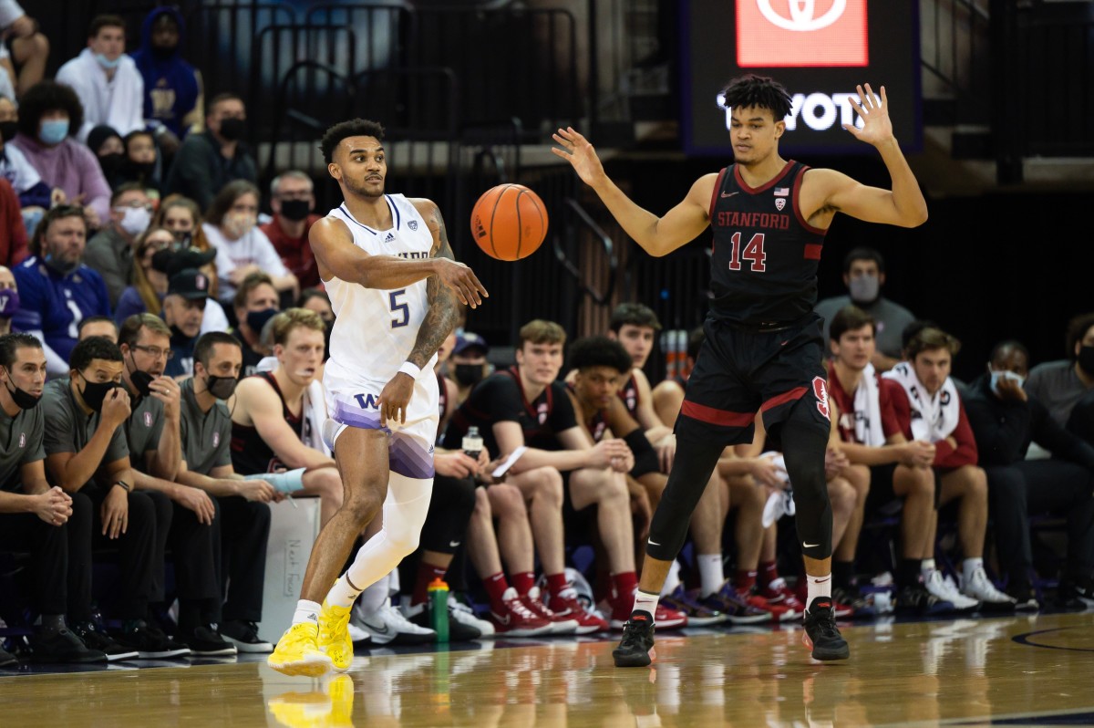 Jamal Bey keeps the ball moving around the perimeter.