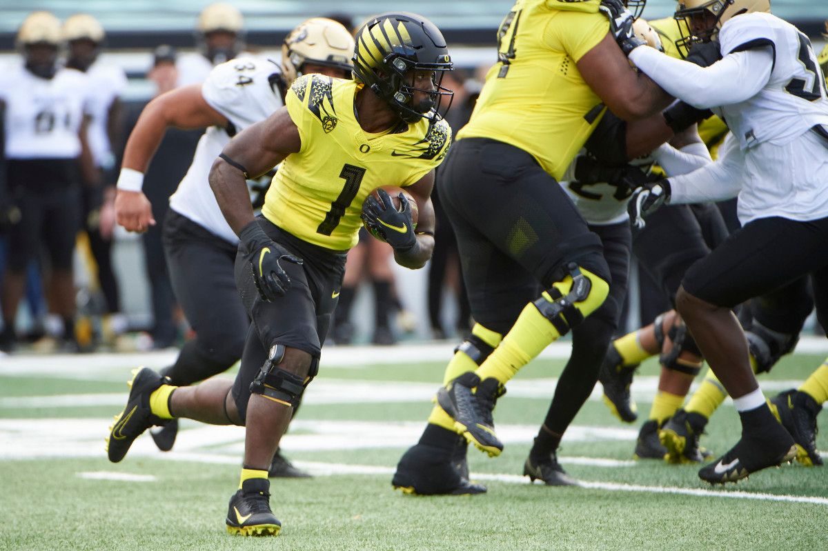 BREAKING: Oregon running back transfer commits to Florida State - Vimarsana News