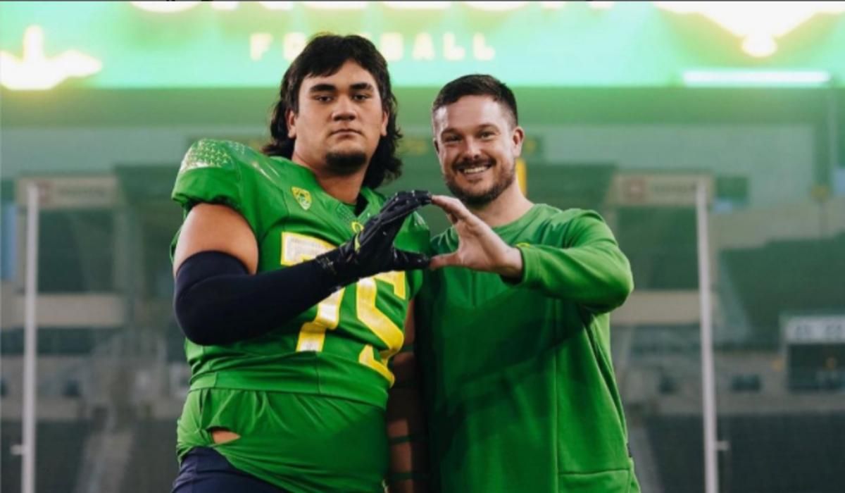 2022 Offensive Tackle Kawika Rogers Commits to Oregon Ducks Football - Sports Illustrated Oregon Ducks News, Analysis and More - Vimarsana News