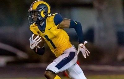 Huskies Offer Speedster with Deep-rooted Family Football Ties - Vimarsana News