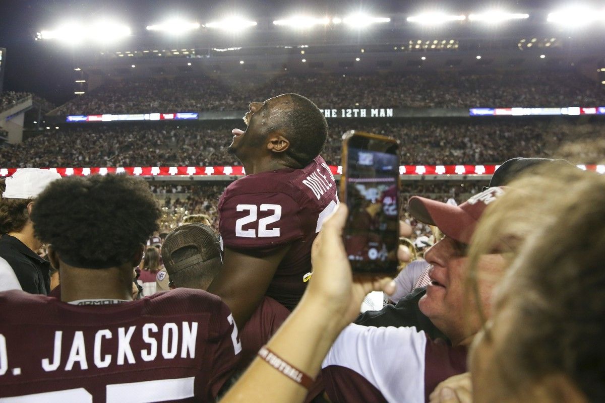 Jackson State Football Lands Former Texas A&M Linebacker - Vimarsana News
