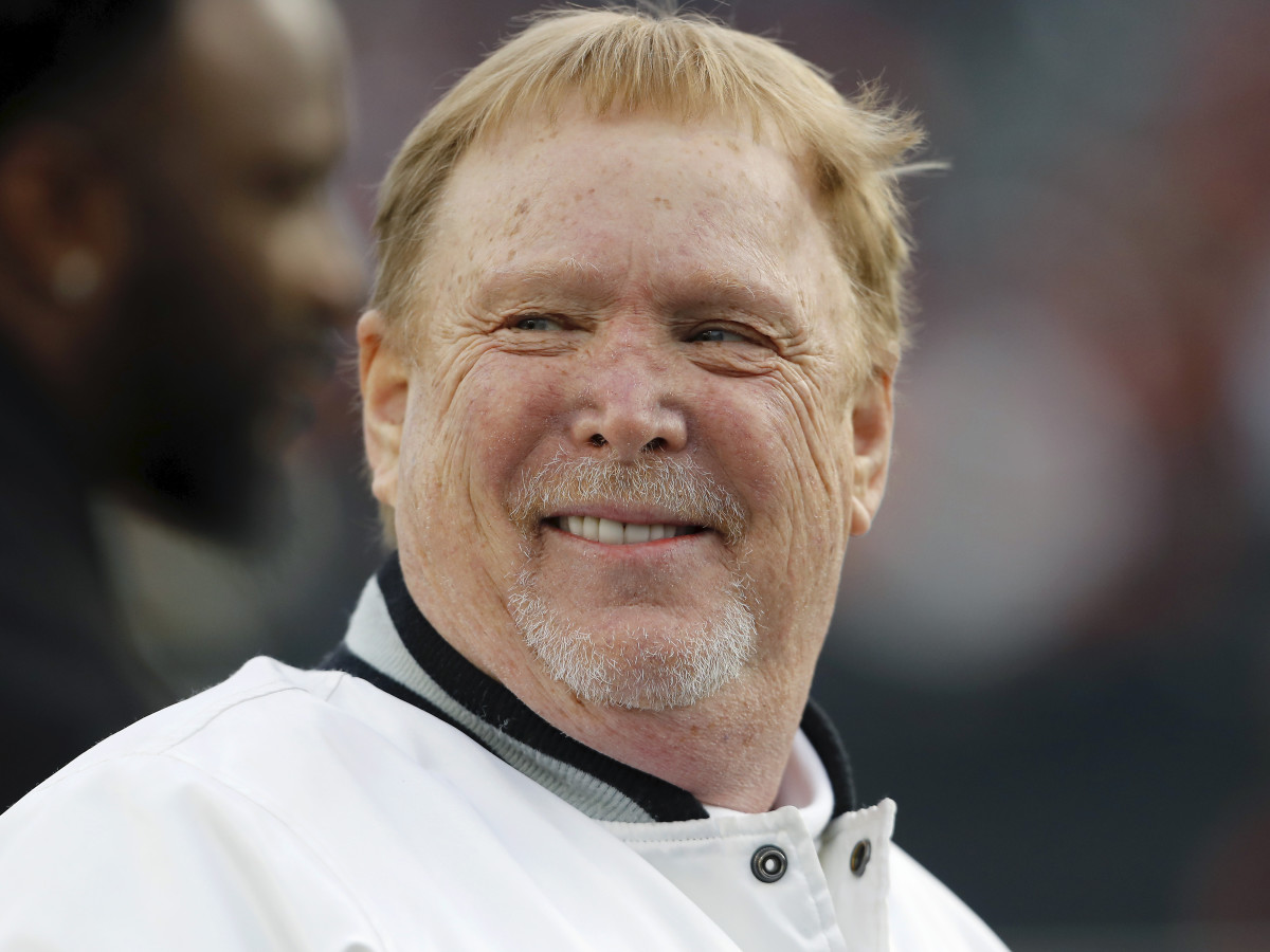 Jan. 15, 2022 -- Las Vegas Raiders owner Mark Davis before the wild-card playoff game against the Bengals.