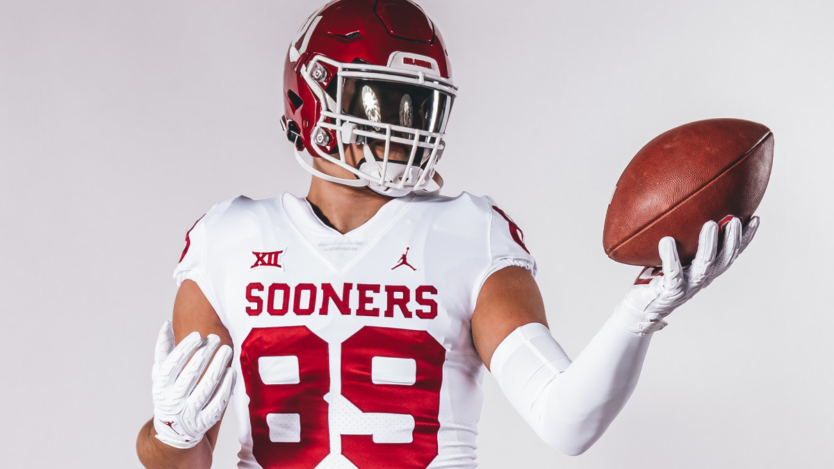 Oklahoma Freshmen Getting a Jump on College Football — TE Jason Llewellyn Sports Illustrated