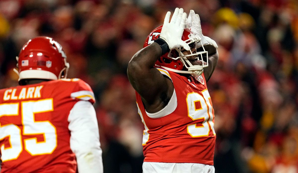 Jarran Reed celebrates a sack against the Bills in the AFC Playoffs