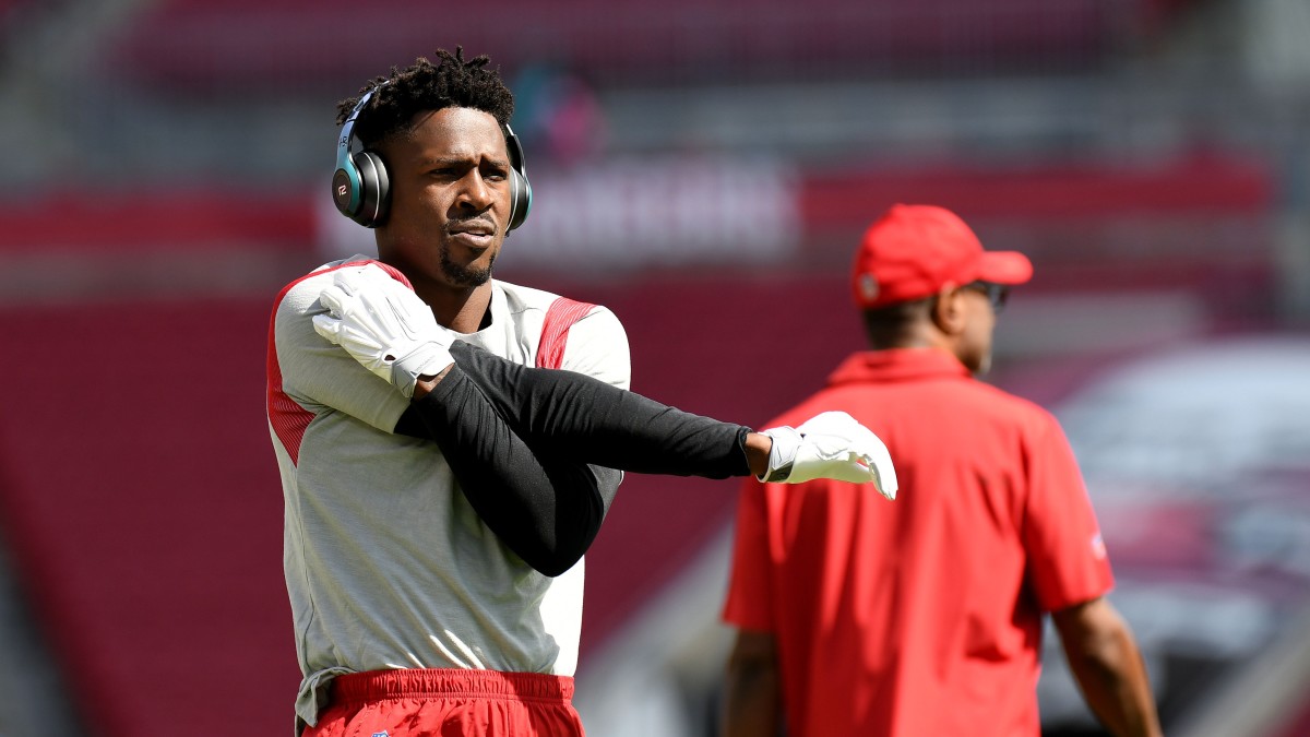 antonio-brown-buccaneers