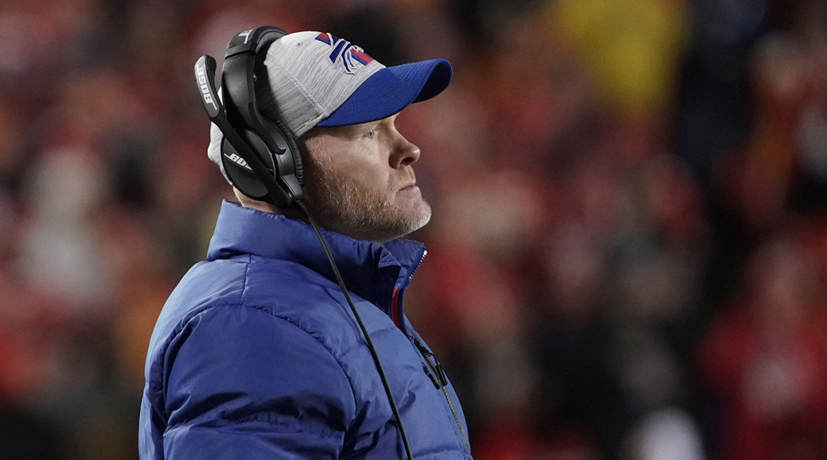 Sean McDermott coaching the Bills.