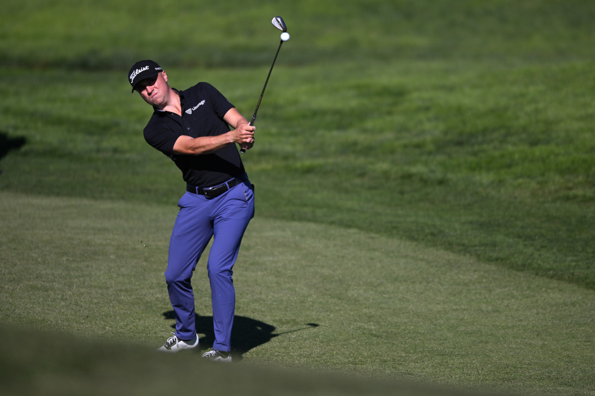 Justin Thomas plays his third shot on the ninth hole during the second round of the Farmers Insurance Open golf tournament at Torrey Pines Municipal Golf Course - North Course.