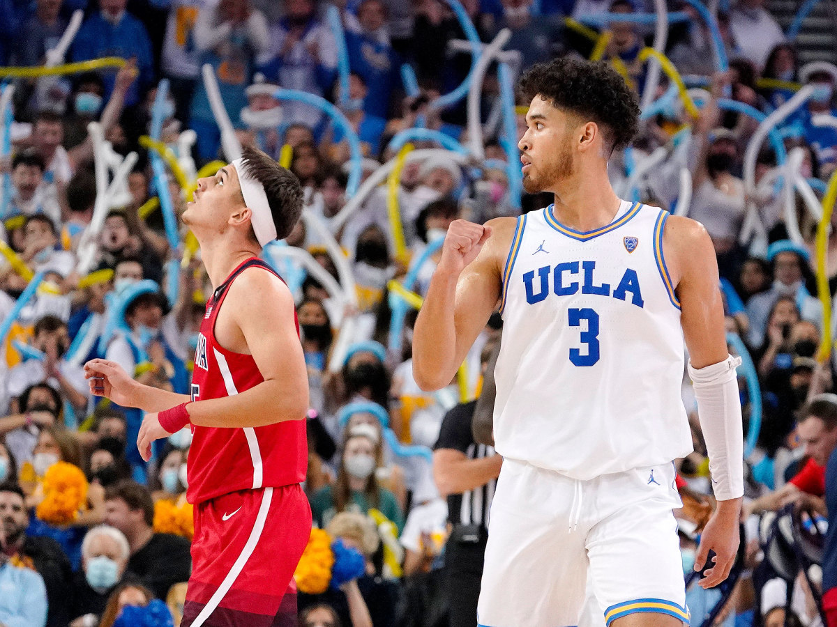 UCLA's Johnny Juzang pumps his first