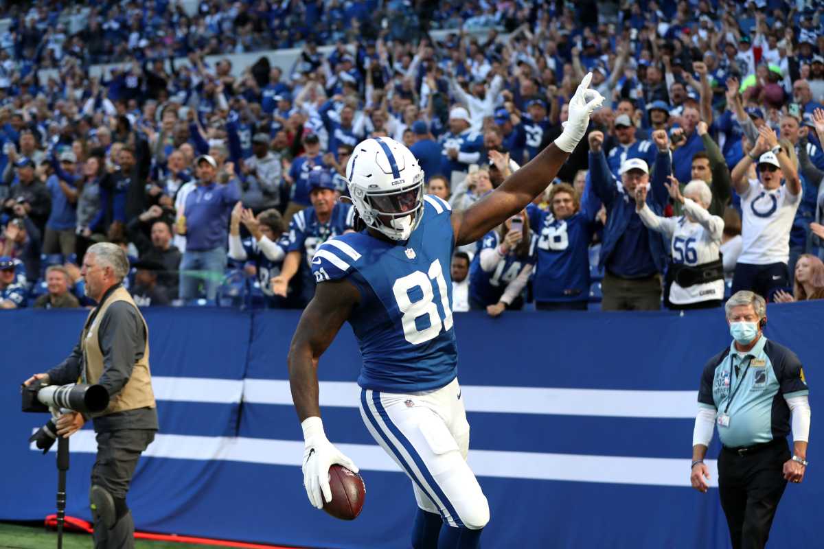 Indianapolis Colts tight end Mo Alie-Cox (81) celebrates after scoring a touchdown Sunday, Oct. 17, 2021, during a game against the Houston Texans at Lucas Oil Stadium in Indianapolis.