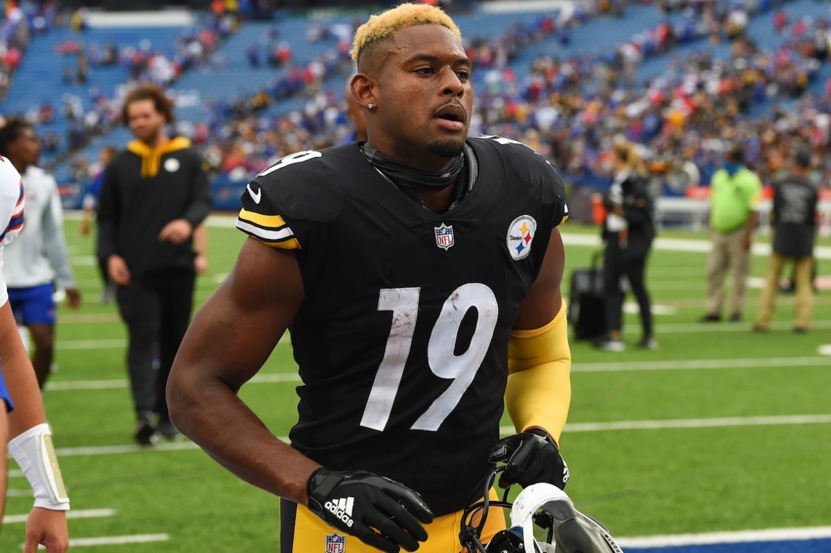 JuJu Smith-Schuster Teases He’s Leaving Pittsburgh Steelers - Sports