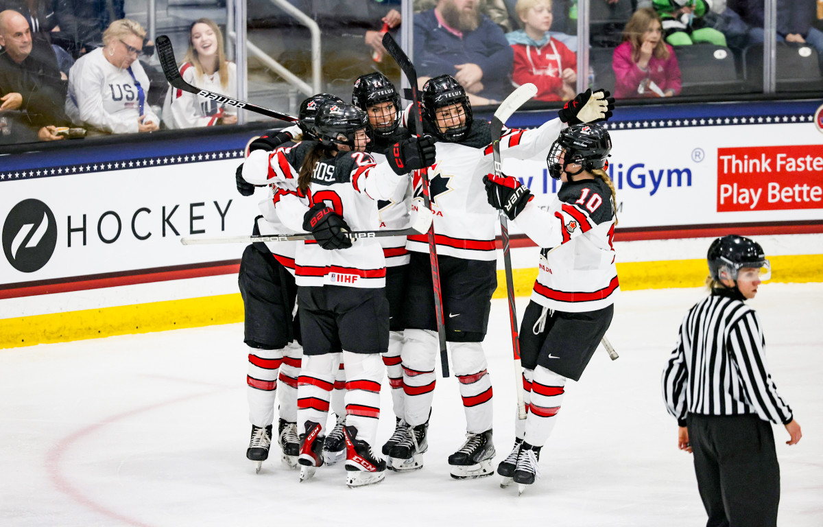 Canada and the U.S. are poised for another showdown in women’s hockey in Beijing.