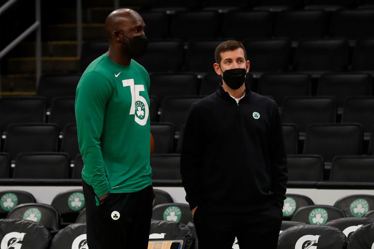 Brad Stevens Addresses Celtics' Motivations at the Deadline: 'We want to maintain the stretch we're on, but this is about the long-term' - Vimarsana News