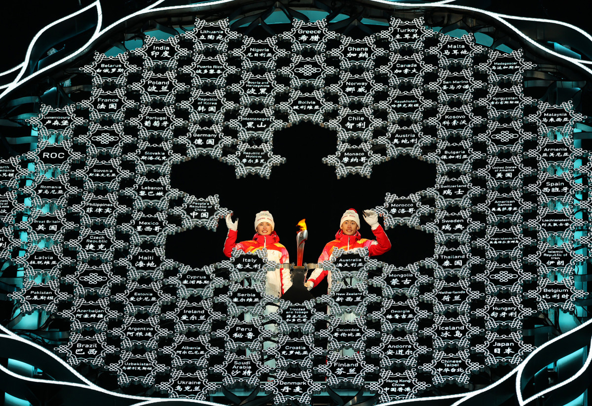 snowflakes-opening-ceremony