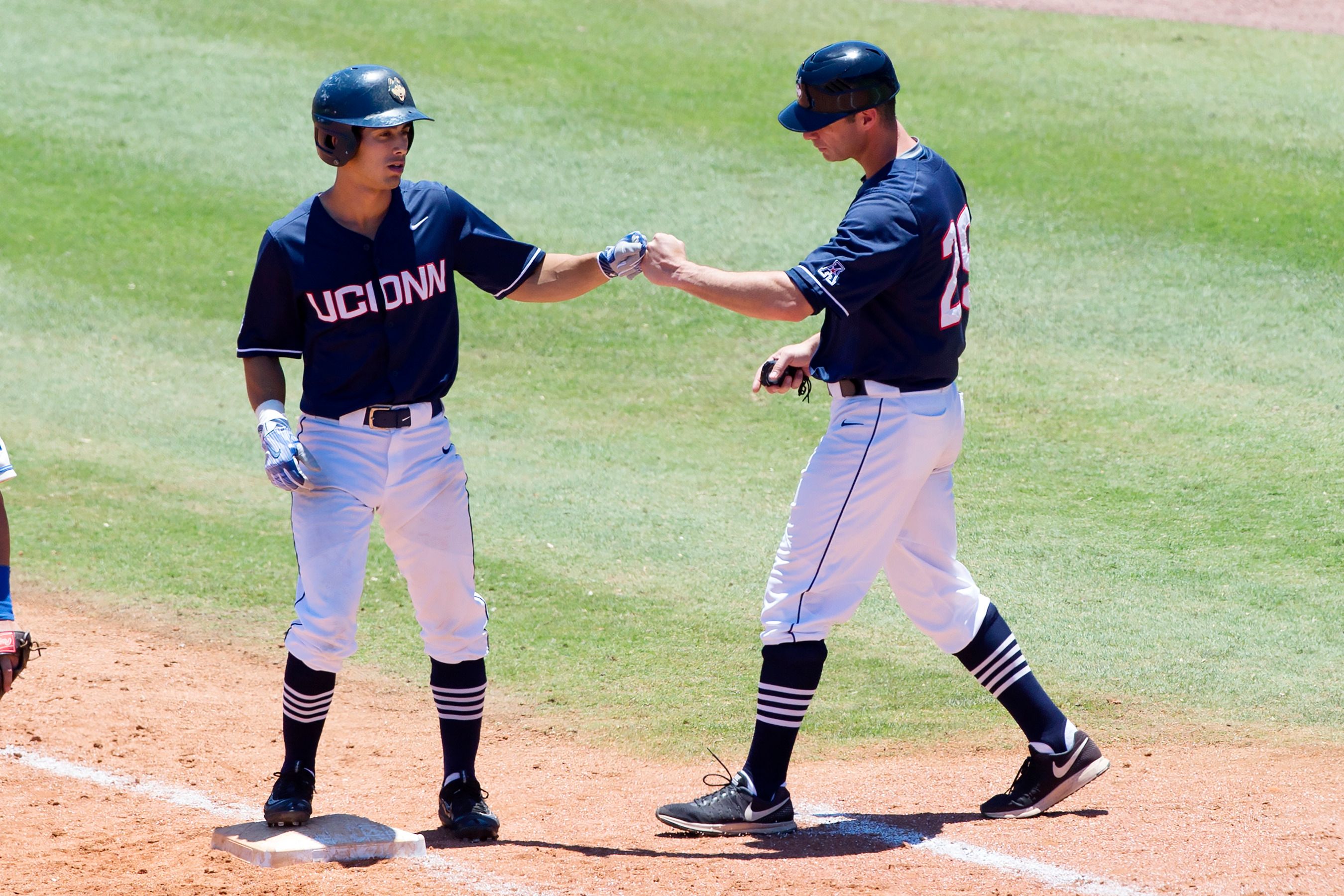 Selfless In Storrs: For UConn's Jeff Hourigan, What He Considers His Greatest Athletic Accomplishments Probably Aren't What You Think - Vimarsana News