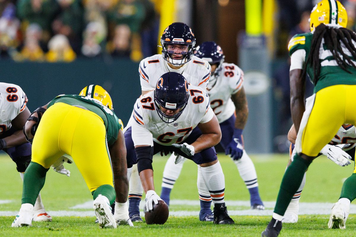 The reasons for Justin Fields' rookie struggles - Sports Illustrated Chicago Bears News, Analysis and More - Vimarsana News