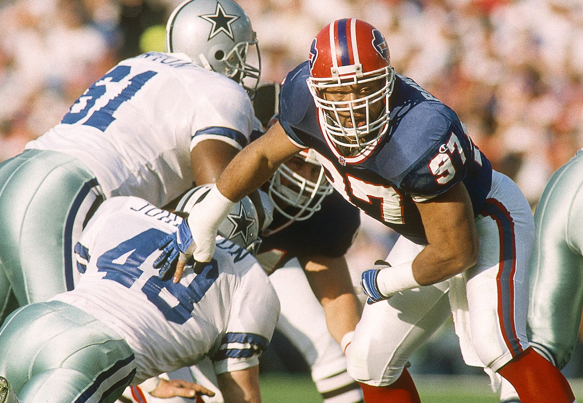 Buffalo Bills linebacker Cornelius Bennett (97) in action against the Dallas Cowboys during Super Bowl XXVII at the Rose Bowl.