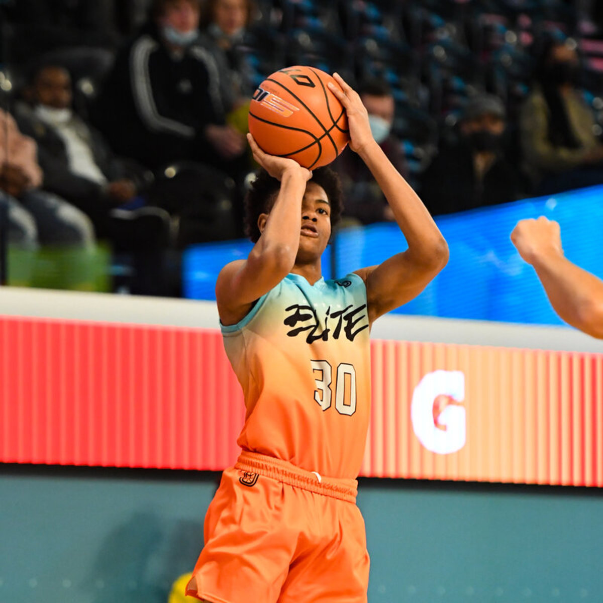 Bryson Warren said the pro path is the best option to get players prepared for the NBA.