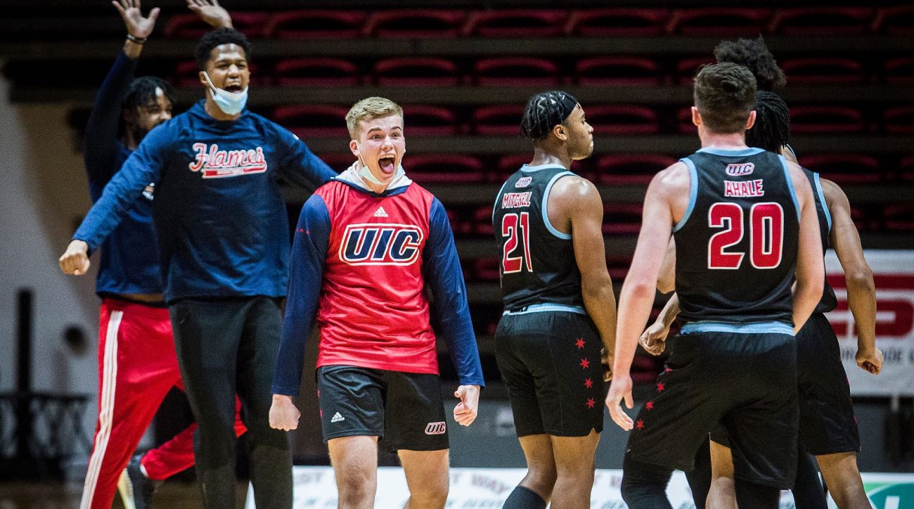 Horizon League reverses course, reinstates UIC athletes for winter and spring championships - Vimarsana News