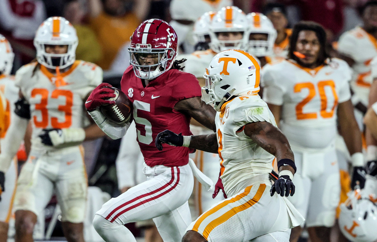 Alabama Crimson Tide defensive back Jalyn Armour-Davis (5) carries the ball after an interception against the Tennessee Volunteers during the second half at Bryant-Denny Stadium.