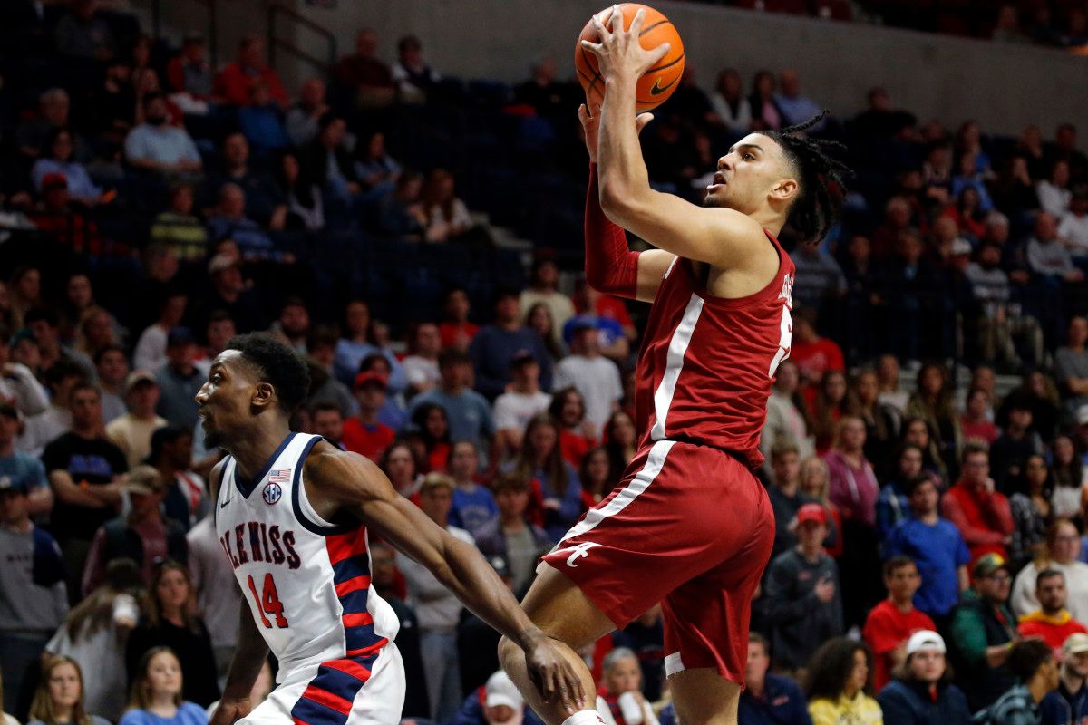 The Extra Point: Jaden Shackelford's Hot Shooting Leads Alabama Past Ole Miss - Vimarsana News