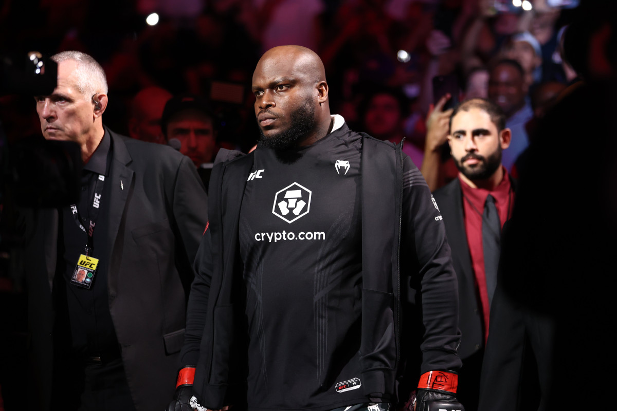 Derrick Lewis aims to make history against Tai Tuivasa in his return to Houston at UFC 271.