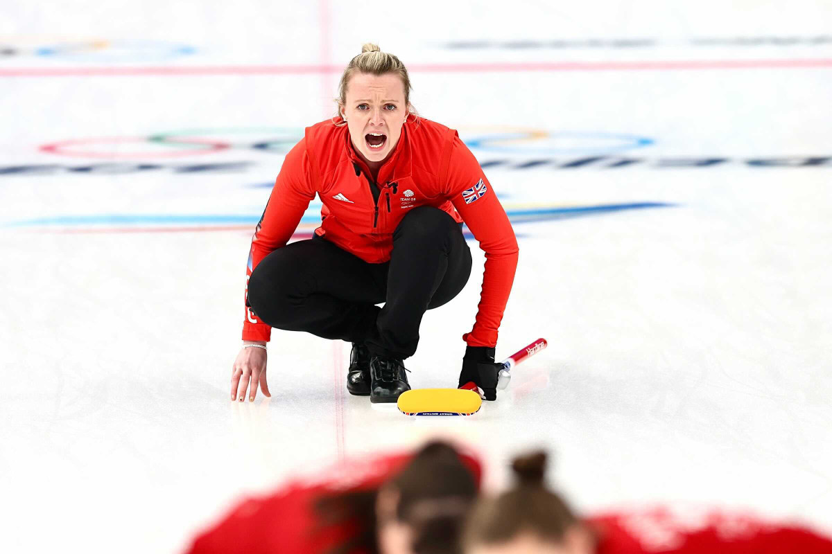 vicky-wright-curling