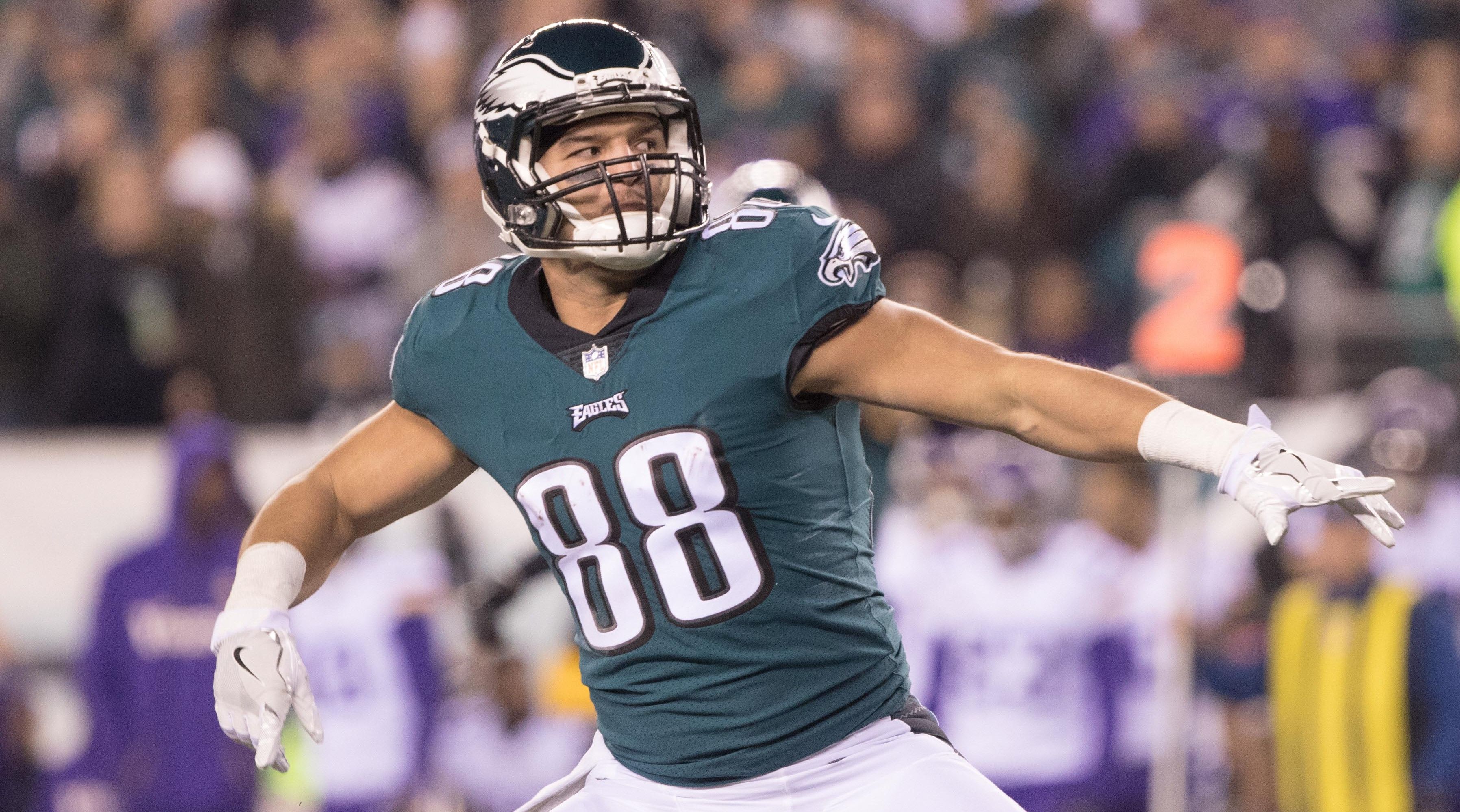 'Philly Special': Former Eagles TE Trey Burton mocks Rams for failed attempt - Vimarsana News