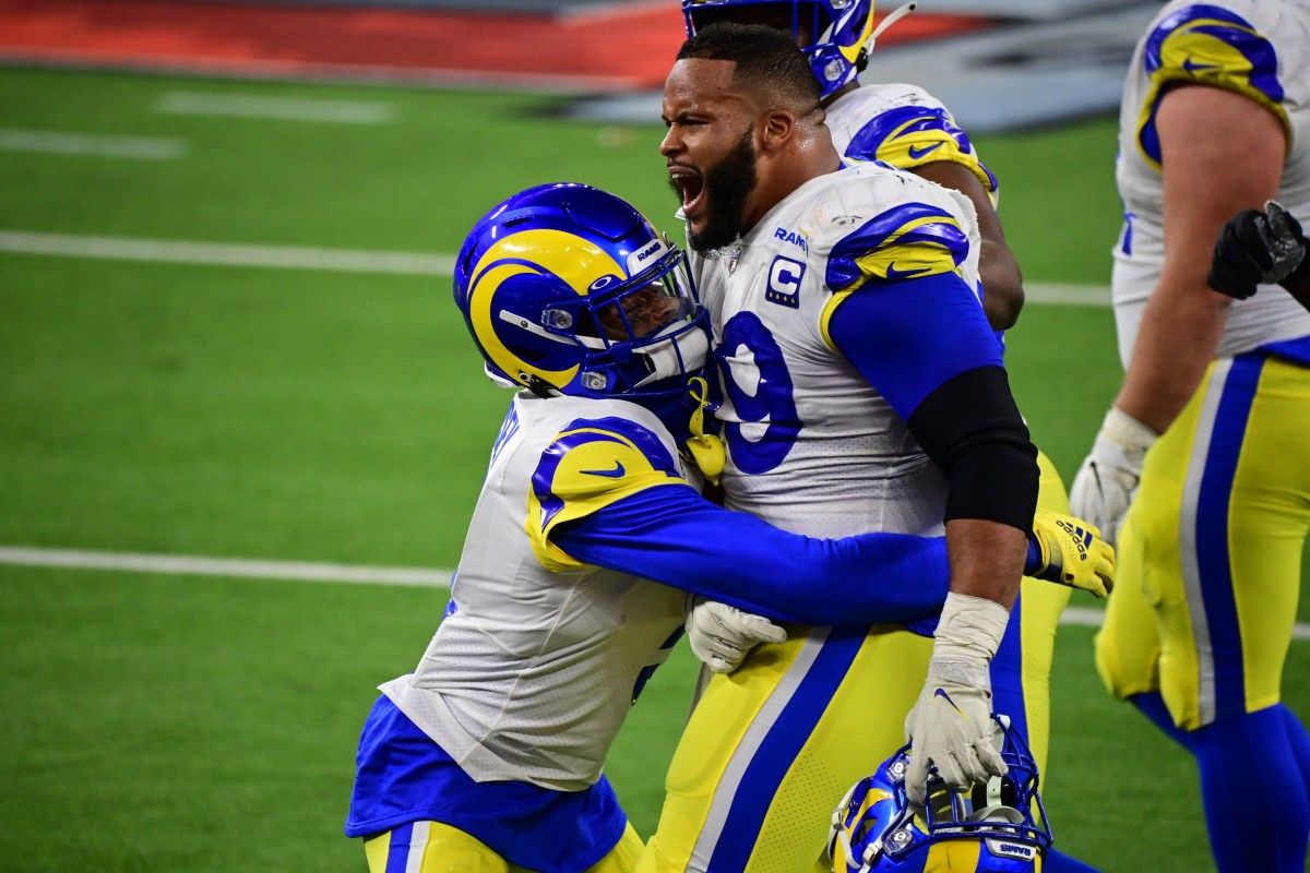 Los Angeles Rams defensive tackle Aaron Donald (99)