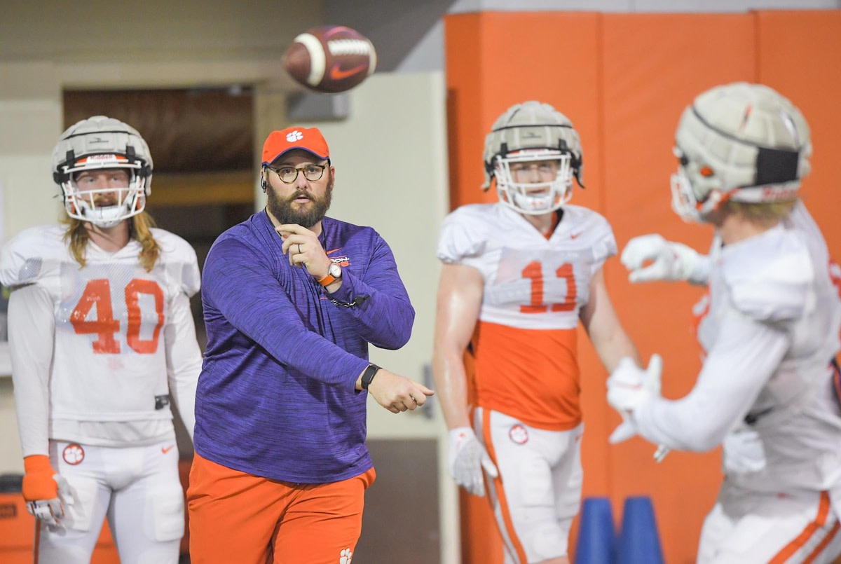 Clemson�s New OL Coach Thomas Austin Has �Huge Shoes to