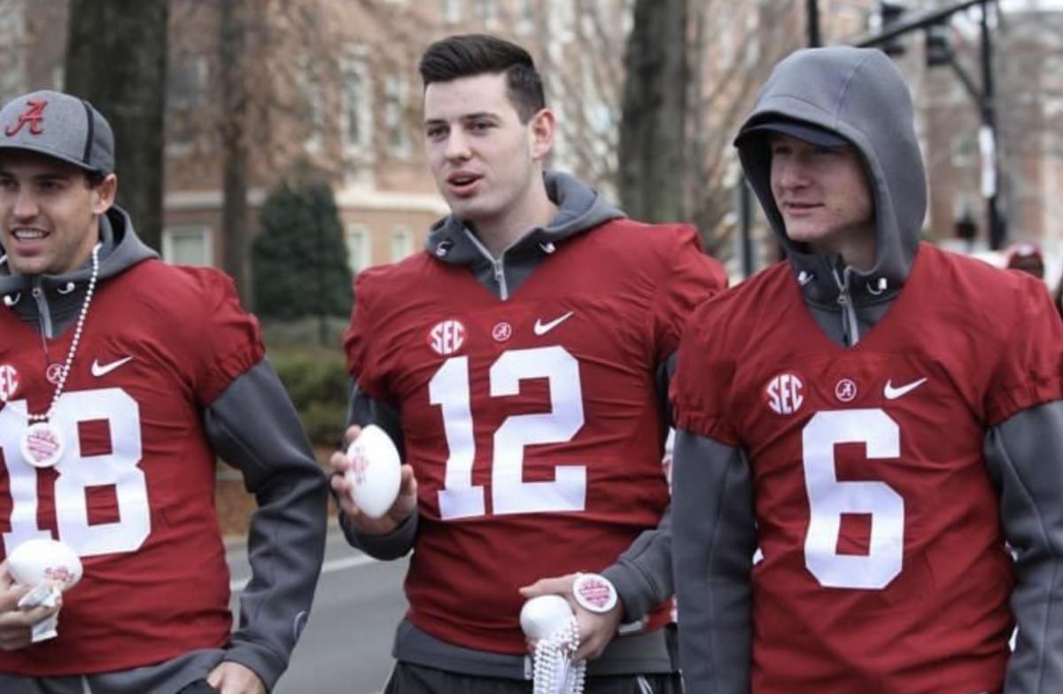 Recapping the Twitter Beef Between Former Alabama QBs David Cornwell and Blake Barnett - Vimarsana News