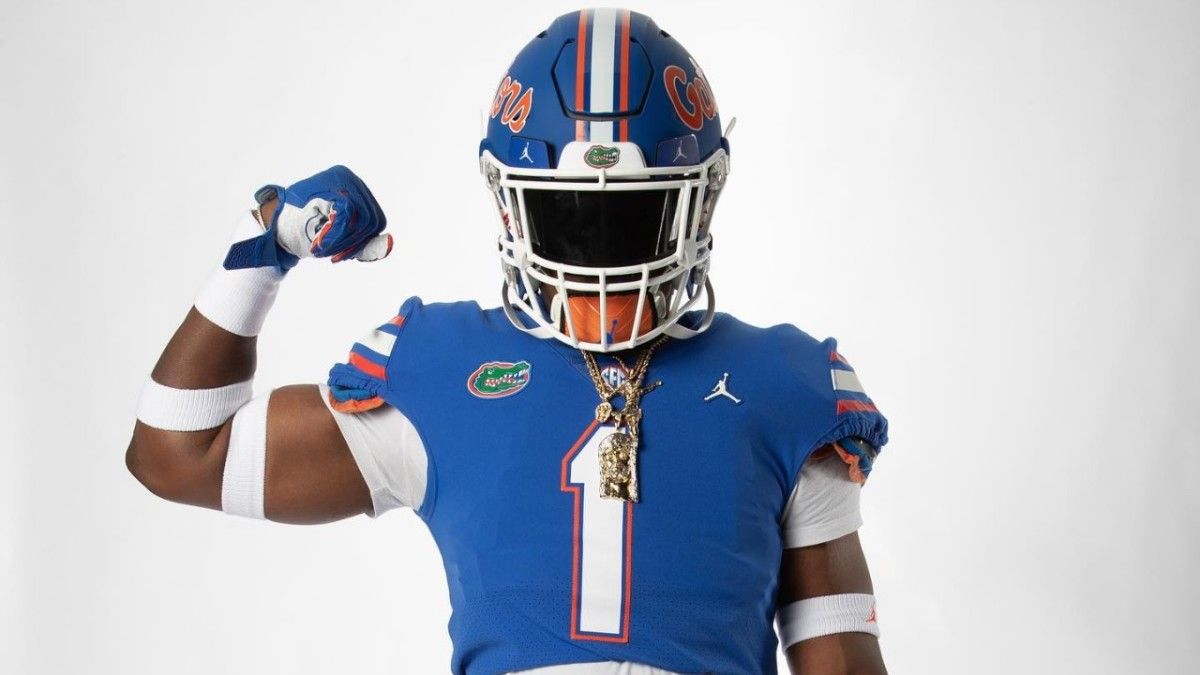 Jones (Fla.) LB/EDGE Malik Bryant.