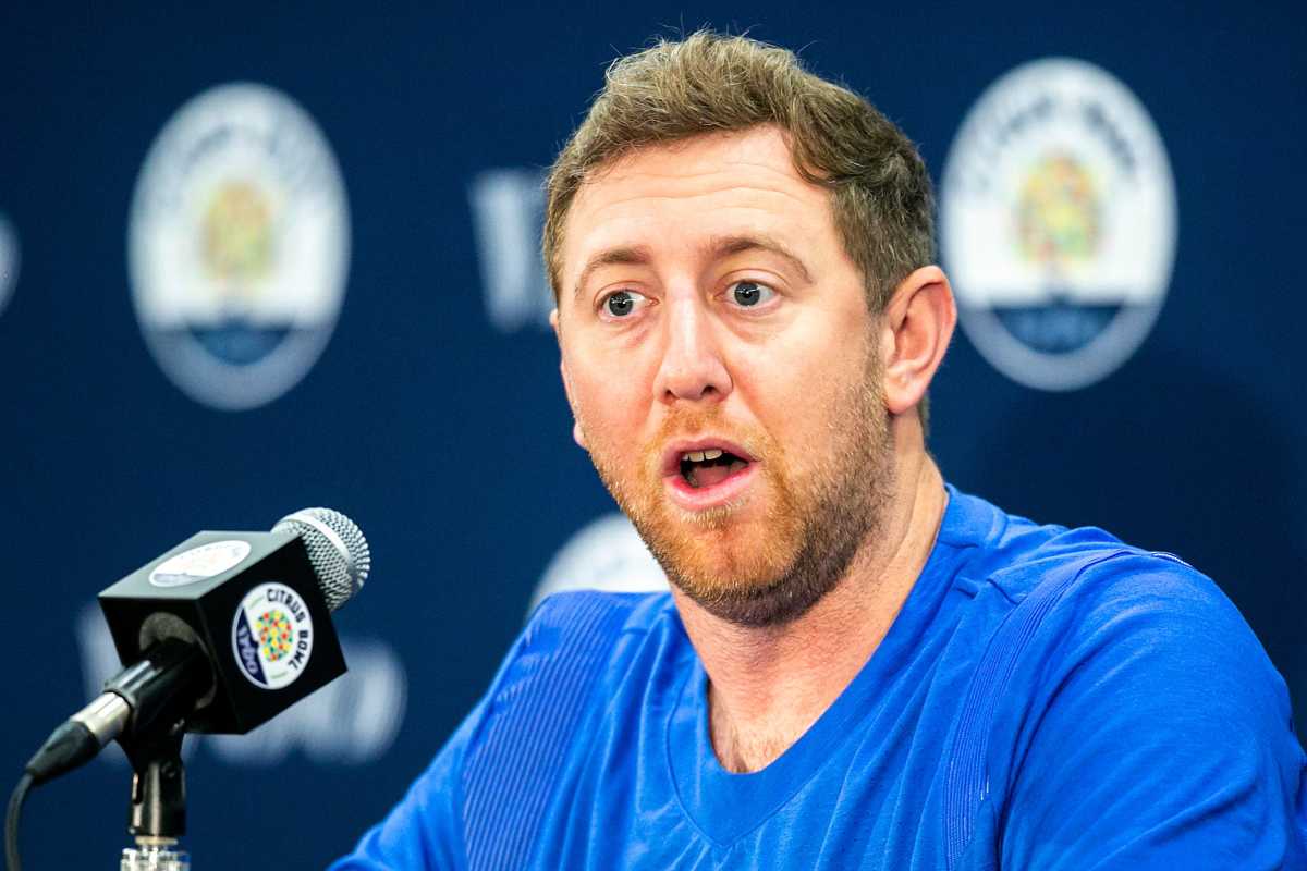 Kentucky offensive coordinator Liam Coen speaks during a news conference for the Vrbo Citrus Bowl, Wednesday, Dec. 29, 2021, at the Rosen Plaza Hotel in Orlando, Fla. 211229 Iowa Kentucky Presser 012 Jpg