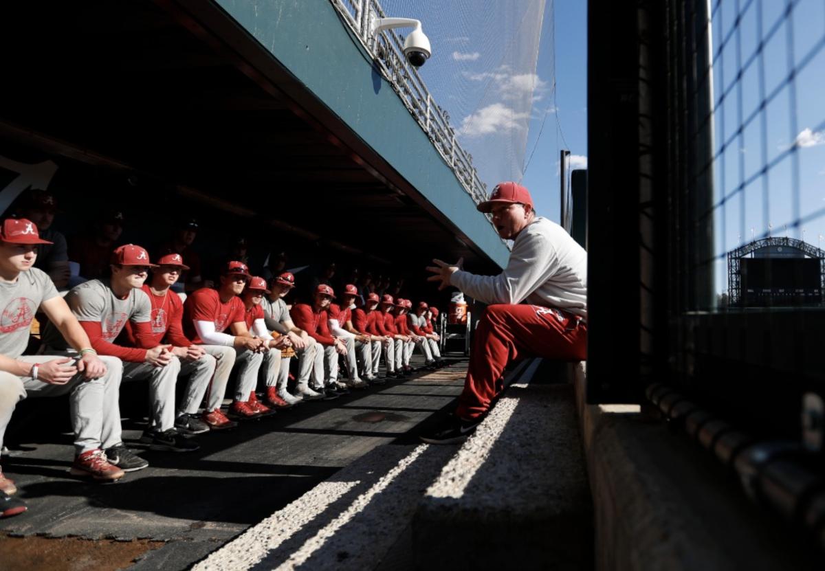 Brad Bohannon speaks to Alabama baseball during spring training, 2022