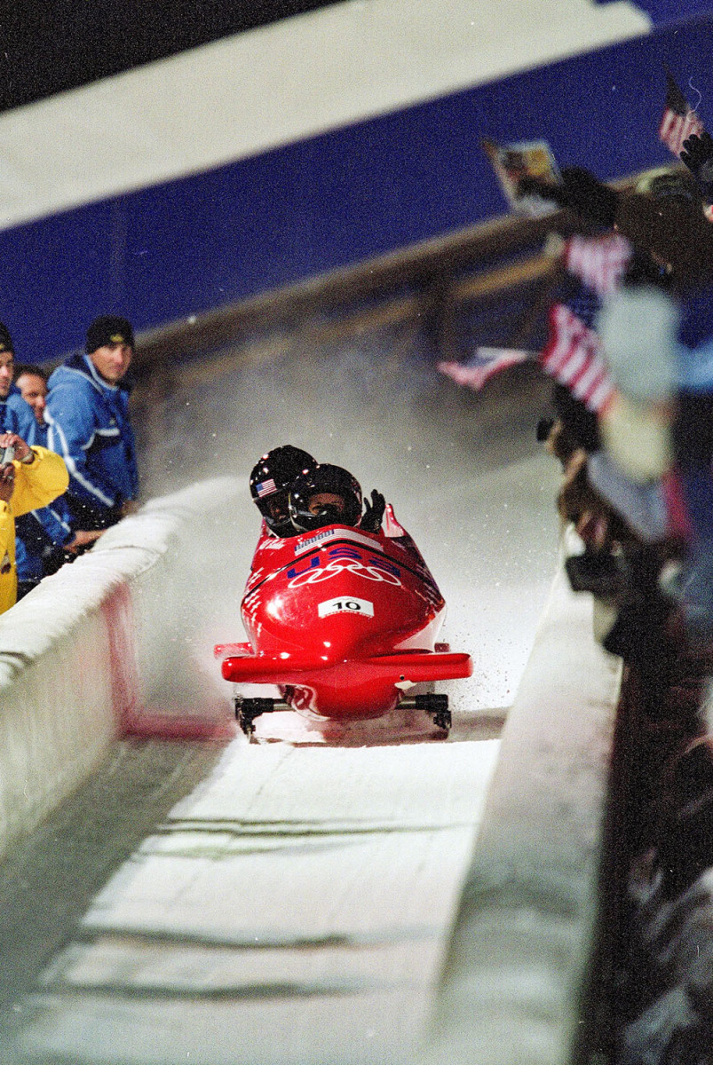 vonetta-flowers-tall