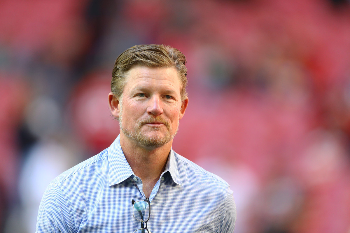 Dec 1, 2019; Glendale, AZ, USA; Los Angeles Rams general manager Les Snead on the sidelines prior to the game against the Arizona Cardinals at State Farm Stadium. Mandatory Credit: Mark J. Rebilas-USA TODAY Sports
