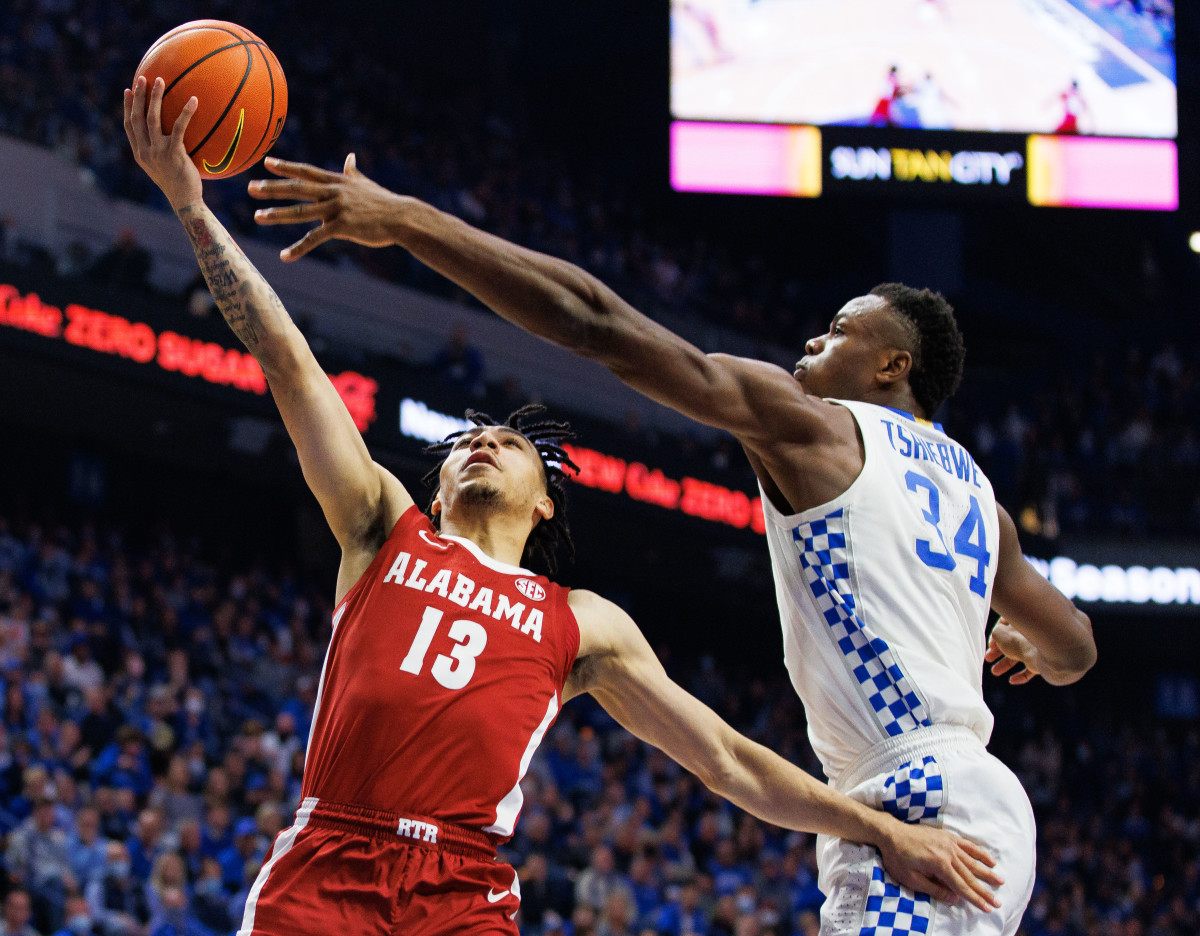 Alabama Crimson Tide guard Jahvon Quinerly (13) goes to the basket during the first half against the Kentucky Wildcats at Rupp Arena at Central Bank Center.